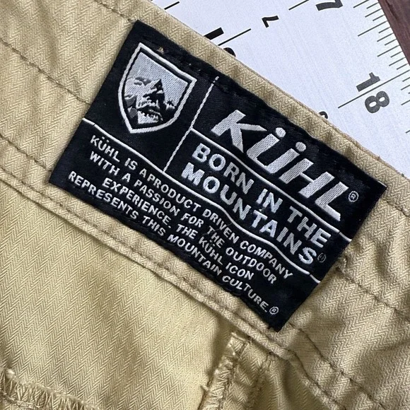 KUHL Cargo Shorts Patina Dye Adjustable Waist 40 x‎ 12" Men's XL/2XL Khaki Gold - Picture 10 of 10